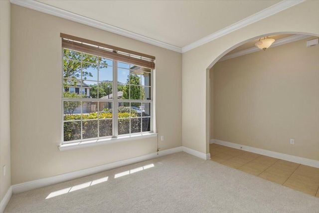 1819 Coast Court, Gulf Breeze, FL 32563