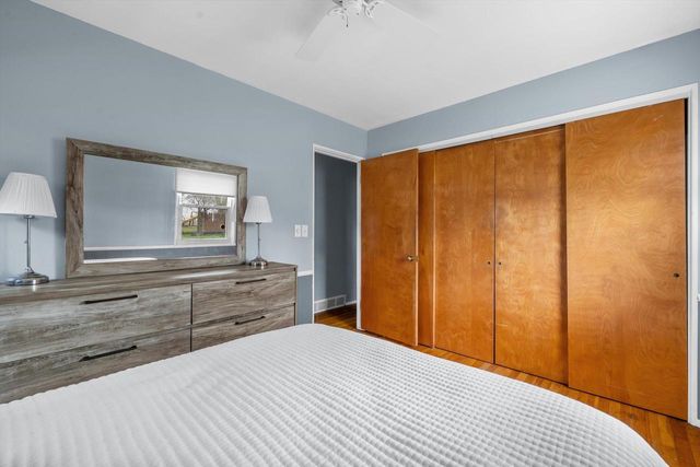 2921 Winthrop AVENUE, Racine, WI 53403