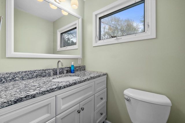 2921 Winthrop AVENUE, Racine, WI 53403