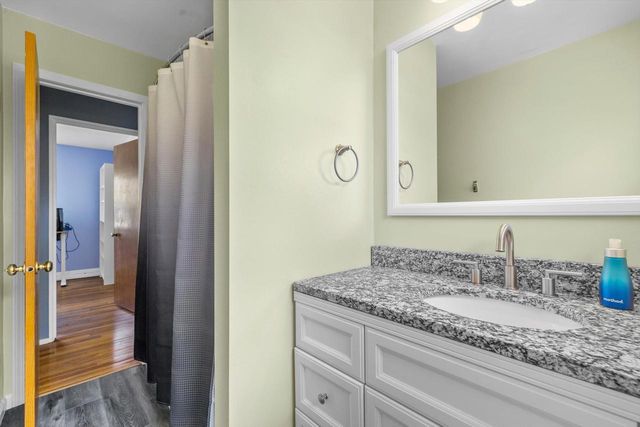 2921 Winthrop AVENUE, Racine, WI 53403