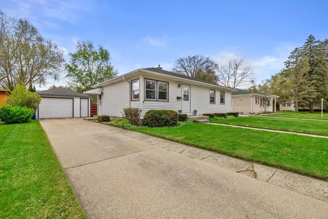 2921 Winthrop AVENUE, Racine, WI 53403