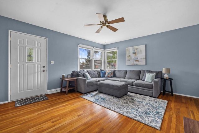 2921 Winthrop AVENUE, Racine, WI 53403