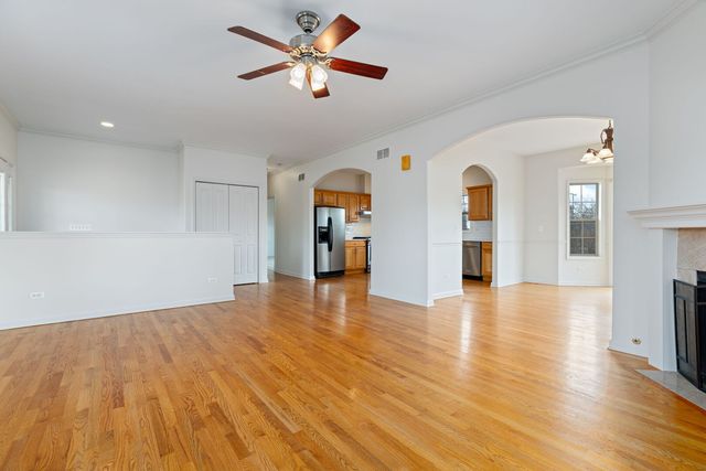 1569 Colleen Lane, Aurora, IL 60505