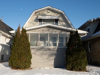 2203 N 74th Avenue, Elmwood Park, IL 60707