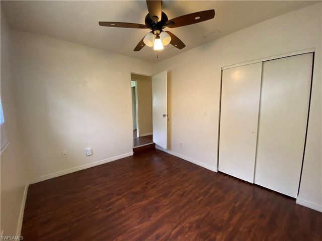 7906 Suncoast DR, North Fort Myers, FL 33917