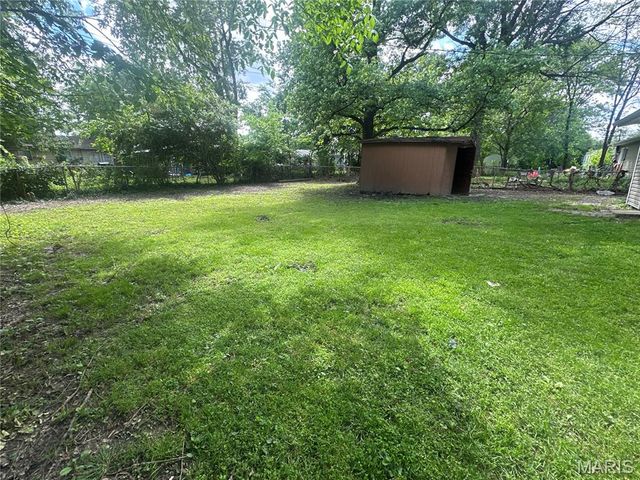 1438 Plaza Place, Wentzville, MO 63385