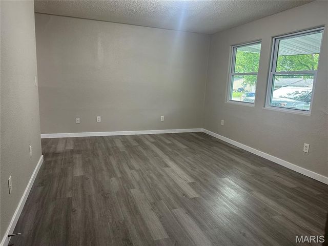 1438 Plaza Place, Wentzville, MO 63385