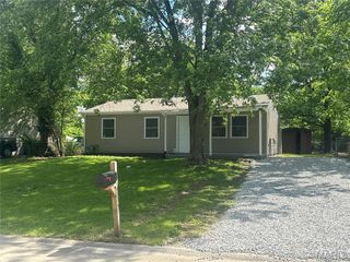 1438 Plaza Place, Wentzville, MO 63385