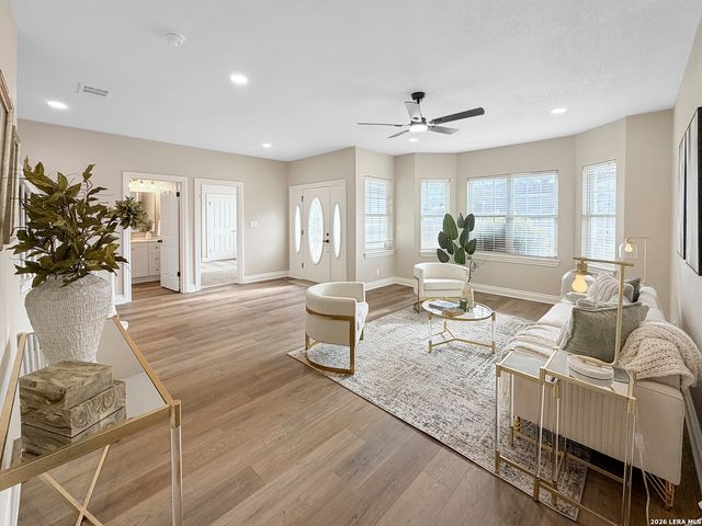 403 E Vista Ridge, San Antonio, TX 78260