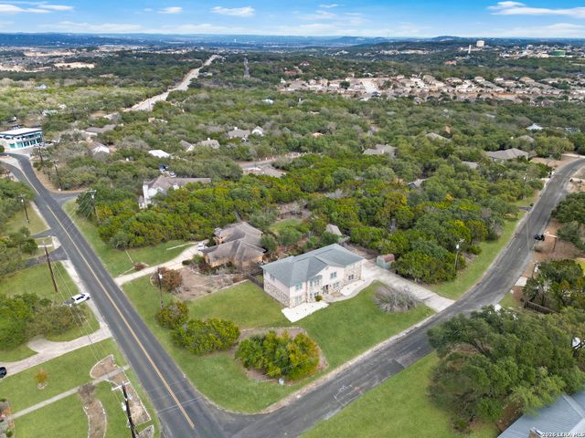 403 E Vista Ridge, San Antonio, TX 78260