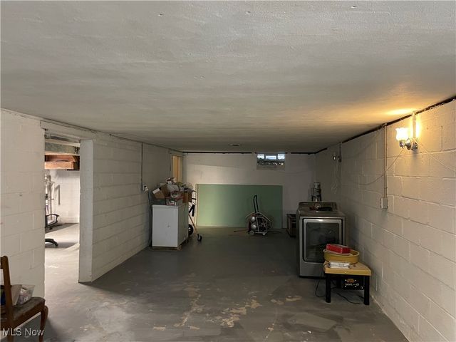 8428 Ridge Road, North Royalton, OH 44133