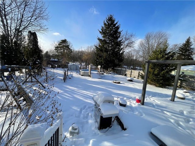 8428 Ridge Road, North Royalton, OH 44133