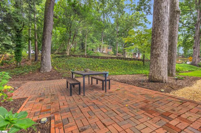 37 Arbutus Trail, Greenville, SC 29607