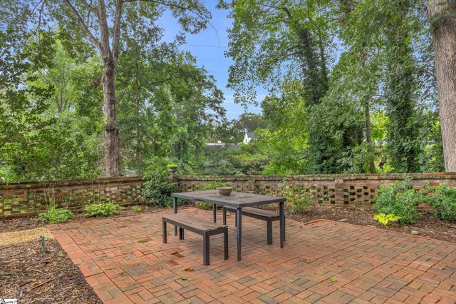 37 Arbutus Trail, Greenville, SC 29607