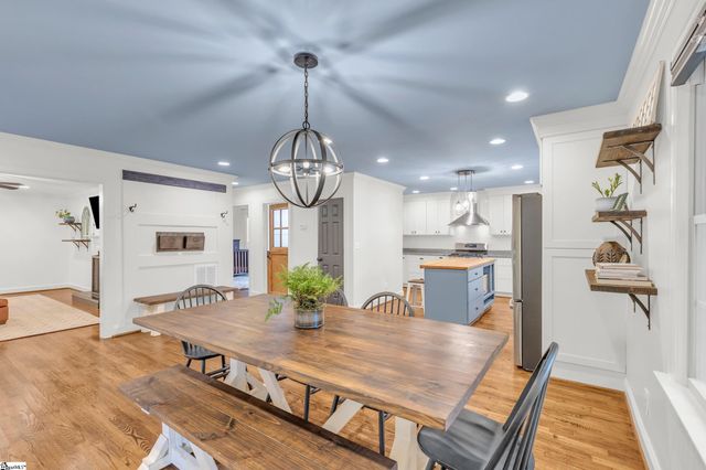 37 Arbutus Trail, Greenville, SC 29607