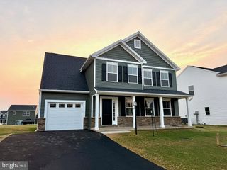 313 RINE DR, Shippensburg, PA 17257