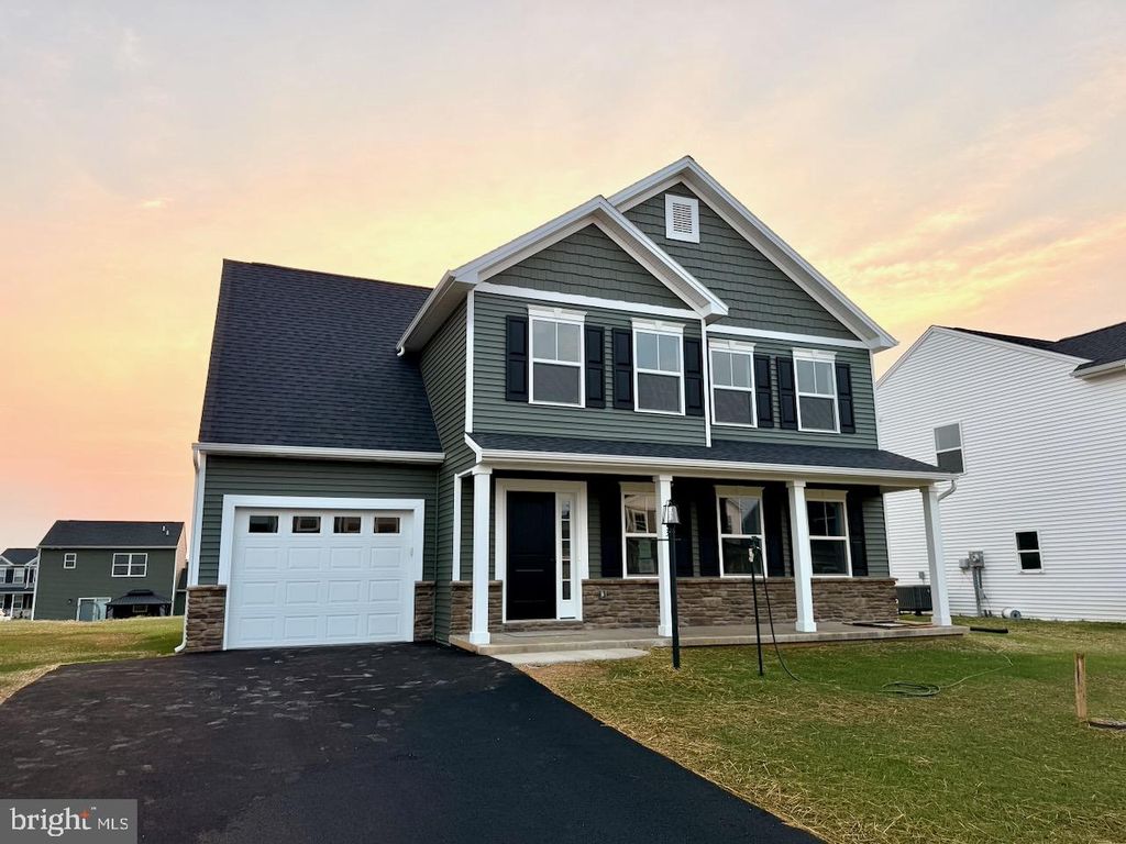 313 RINE DR, Shippensburg, PA 17257