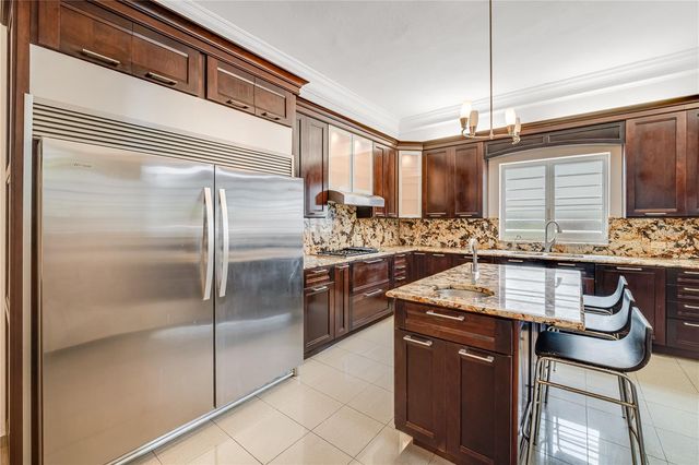 1 1 STREET 602, Guaynabo, PR 00969