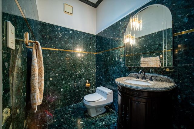 1 1 STREET 602, Guaynabo, PR 00969