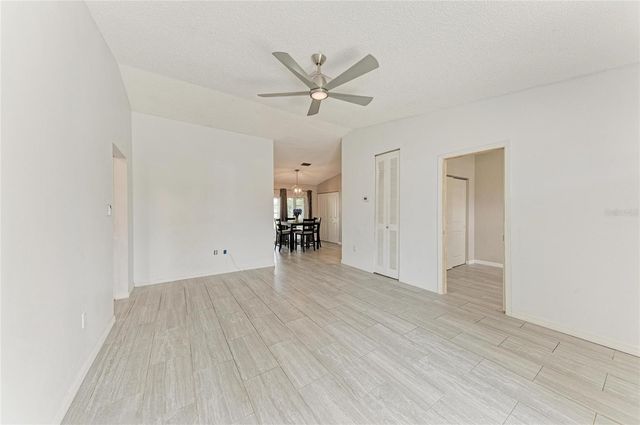 4110 39TH AVE W, Bradenton, FL 34205