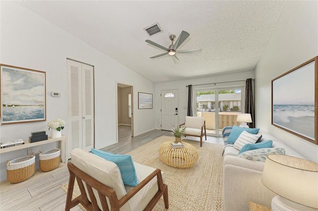 4110 39TH AVE W, Bradenton, FL 34205