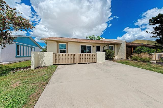 4110 39TH AVE W, Bradenton, FL 34205