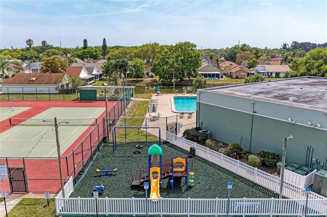 4110 39TH AVE W, Bradenton, FL 34205