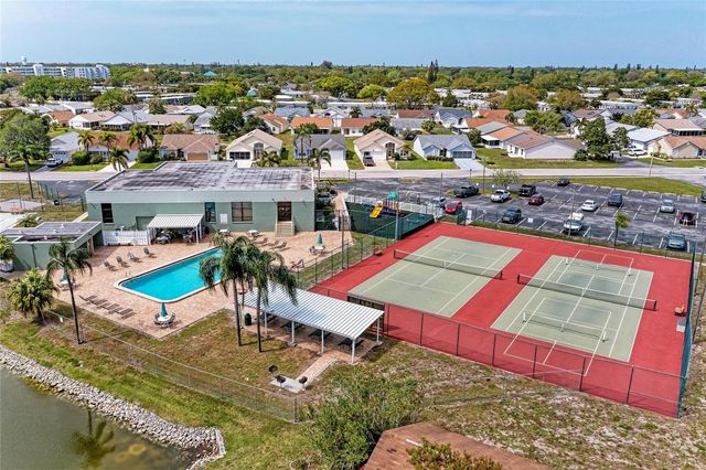 4110 39TH AVE W, Bradenton, FL 34205