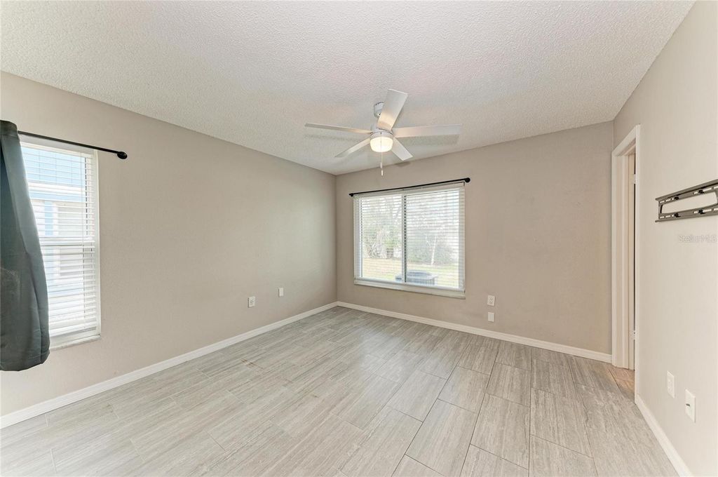 Image 22 of property listing at 4110 39TH AVE W, Bradenton, FL 34205
