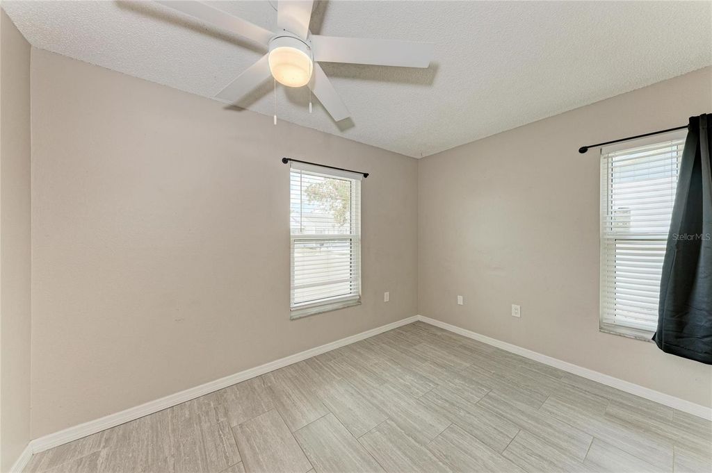Image 32 of property listing at 4110 39TH AVE W, Bradenton, FL 34205