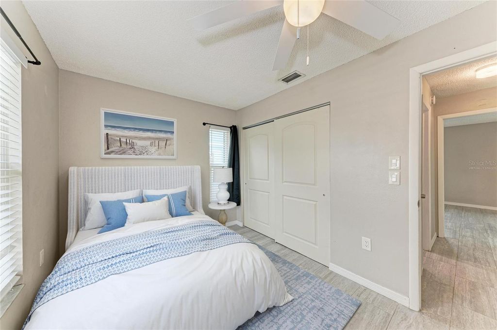 Image 36 of property listing at 4110 39TH AVE W, Bradenton, FL 34205