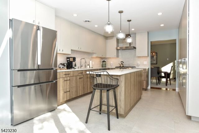 42 Bellgrove Dr, Mahwah Twp., NJ 07430
