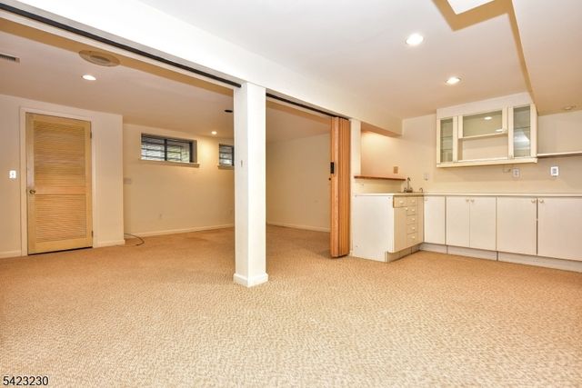 42 Bellgrove Dr, Mahwah Twp., NJ 07430