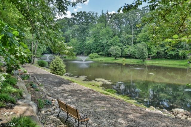 42 Bellgrove Dr, Mahwah Twp., NJ 07430