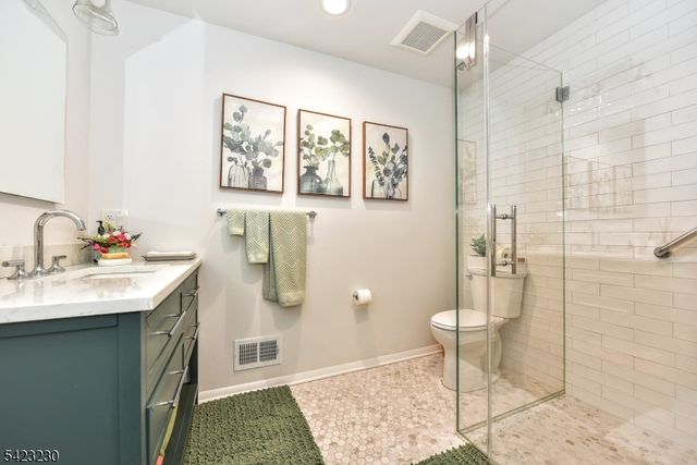 42 Bellgrove Dr, Mahwah Twp., NJ 07430