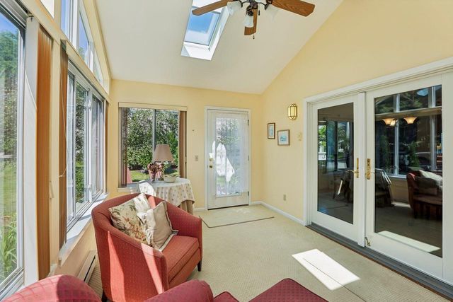 2 Oak Creek Trail, Madison, WI 53717