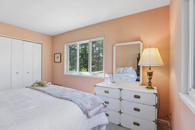 2 Oak Creek Trail, Madison, WI 53717