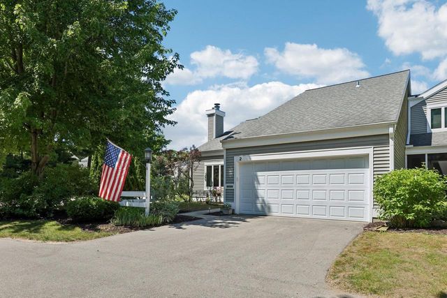2 Oak Creek Trail, Madison, WI 53717