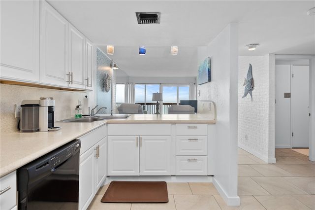 4000 Surfside Blvd 403, Corpus Christi, TX 78402