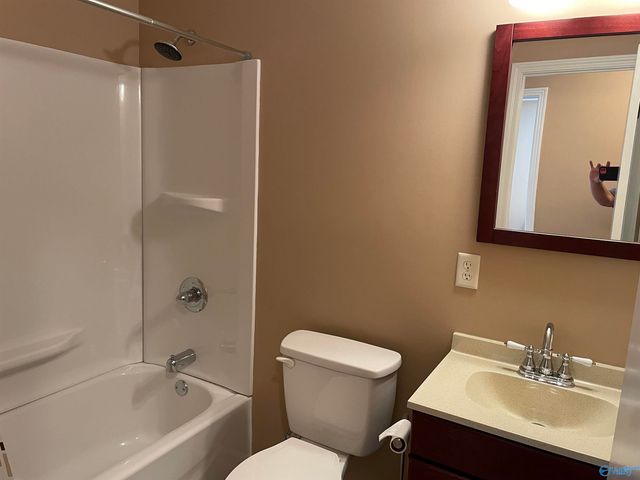 134 Fussy Hill Road, New Market, AL 35761