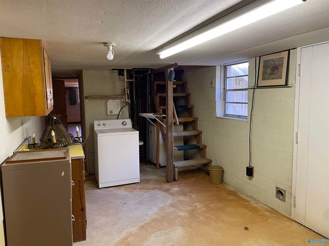 134 Fussy Hill Road, New Market, AL 35761