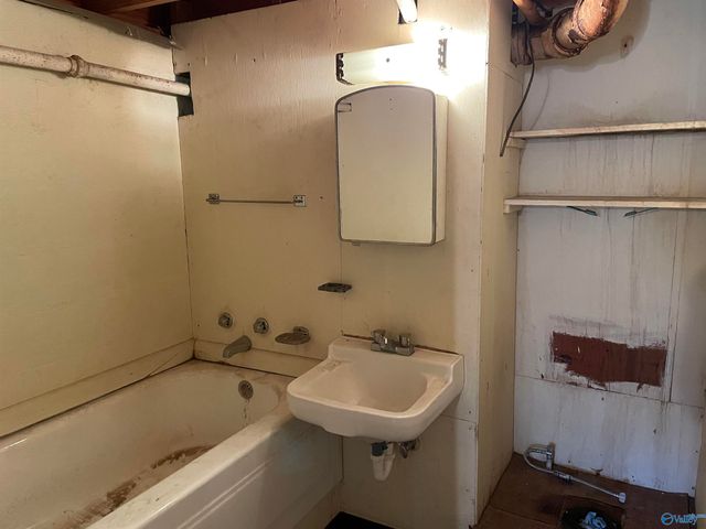 134 Fussy Hill Road, New Market, AL 35761