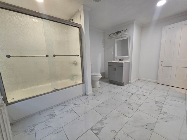 118 Meadow Street, Winchester, CT 06098