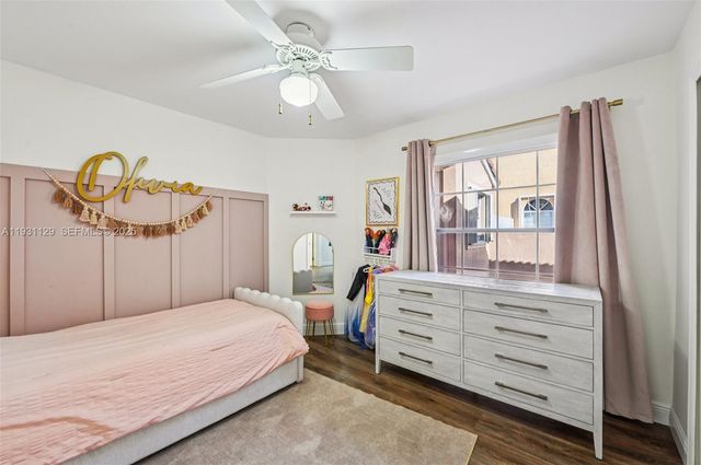 1356 NW 192nd Ave, Pembroke Pines, FL 33029