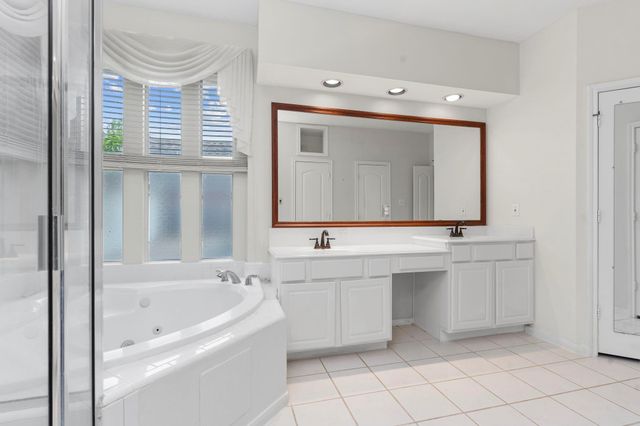703 Wellington Point, Houston, TX 77094