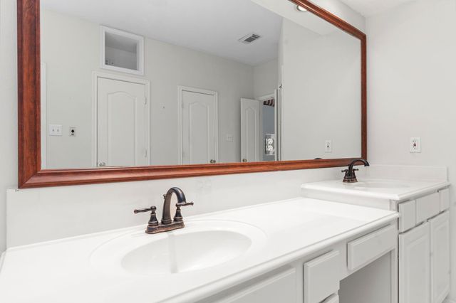703 Wellington Point, Houston, TX 77094