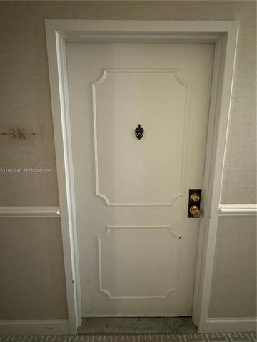 5750 E Collins Ave 3K, Miami Beach, FL 33140