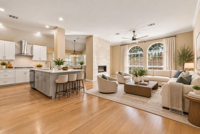 10045 Planters Woods DR, Austin, TX 78730