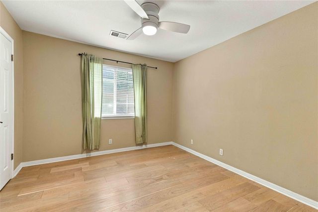 10045 Planters Woods DR, Austin, TX 78730