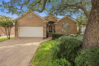 10045 Planters Woods DR, Austin, TX 78730